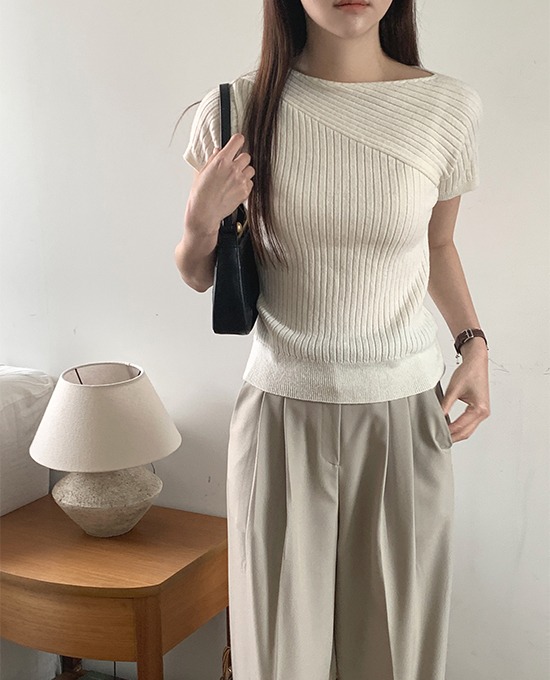 merryaround - 밀로 사선 보트넥 (knit)♡韓國女裝上衣